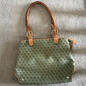 Dooney and bourke vintage green purse